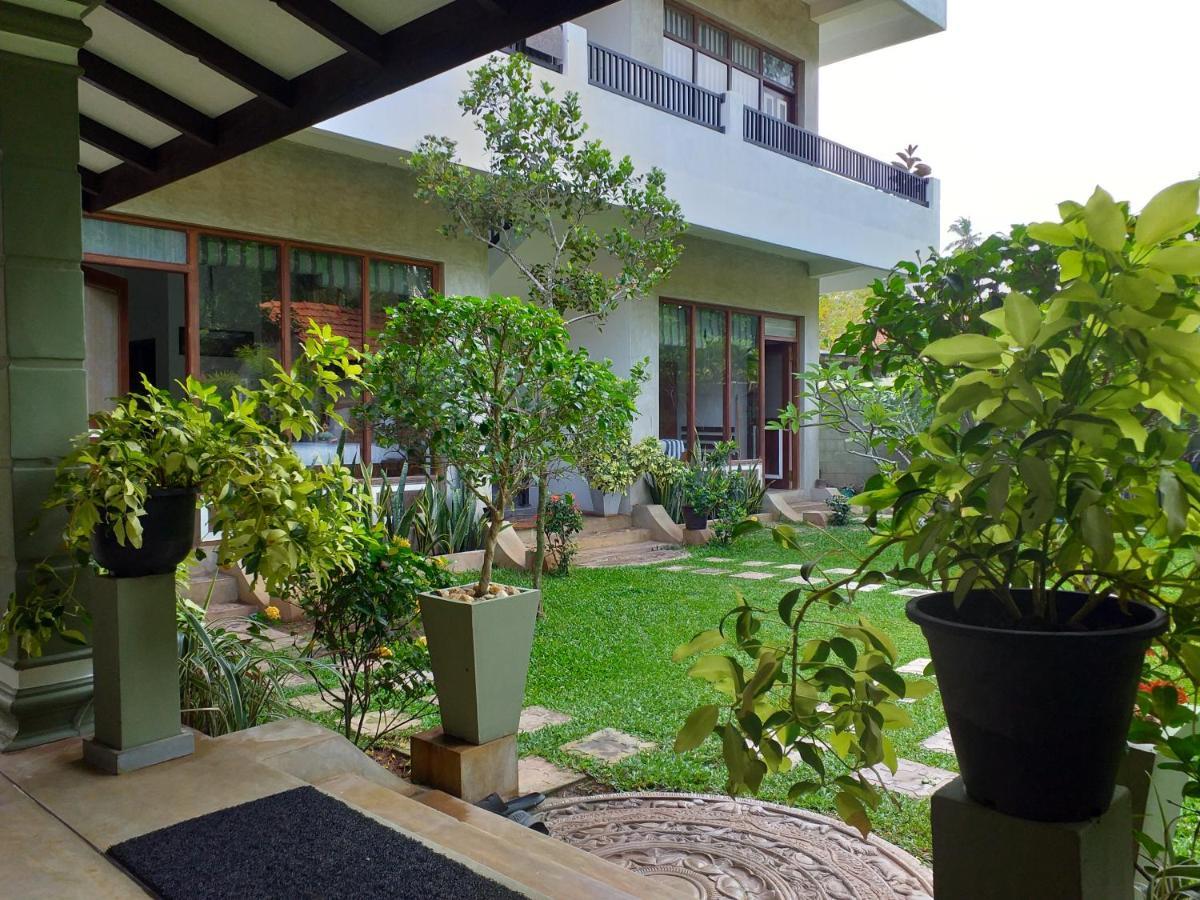 Green Wood Villa Негомбо Екстер'єр фото