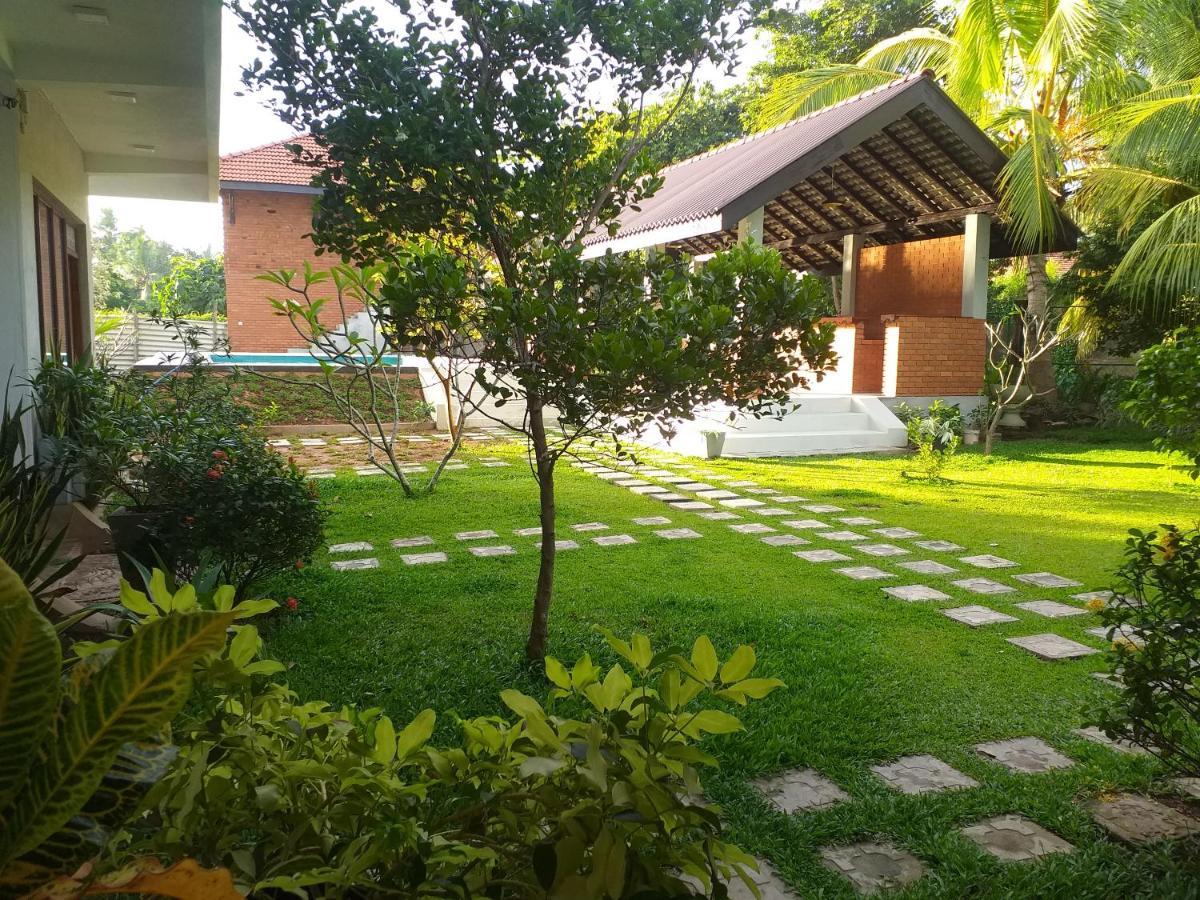 Green Wood Villa Негомбо Екстер'єр фото